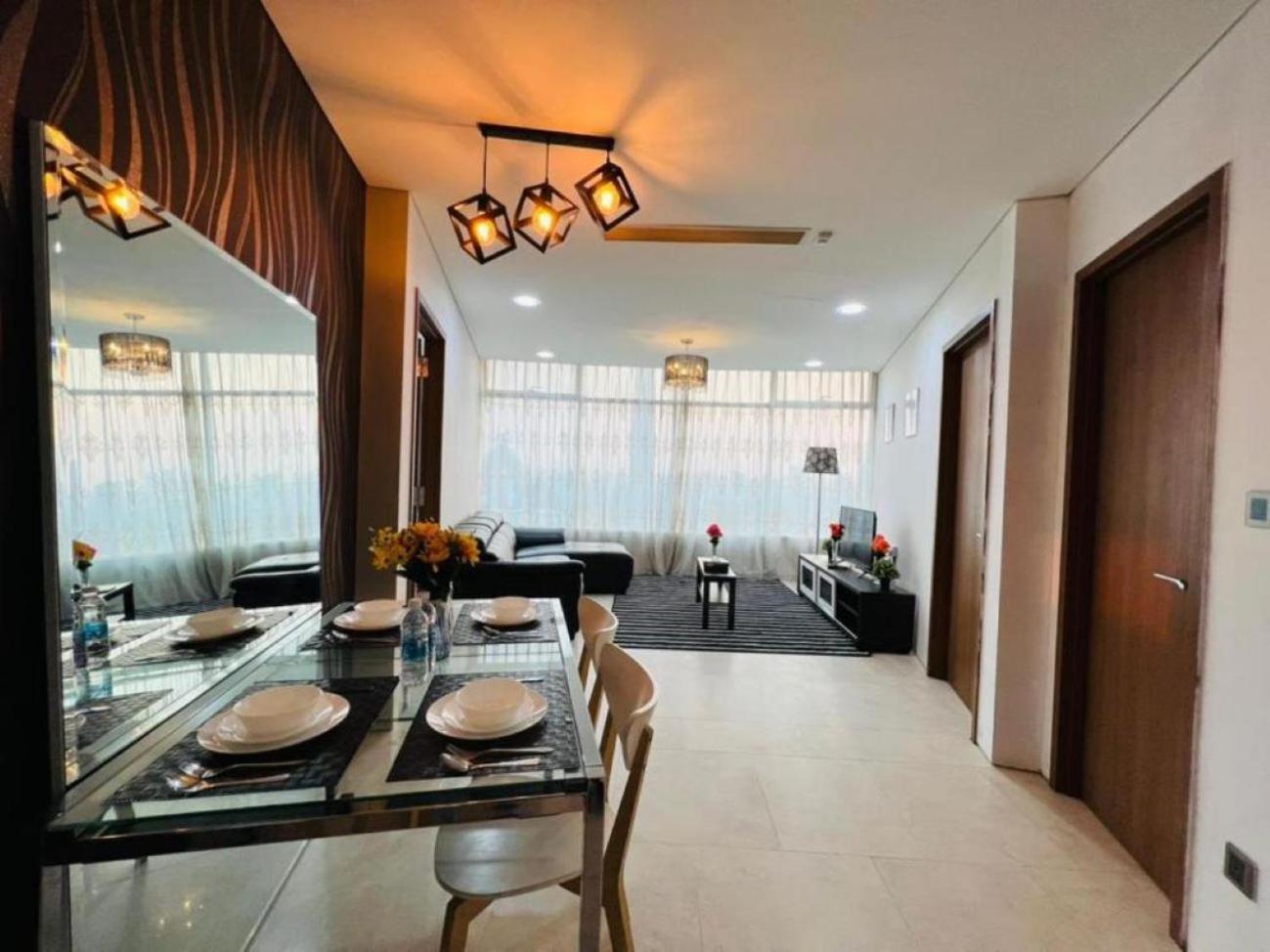 Vortex Suites Klcc By Moonlight Kuala Lumpur Exteriör bild