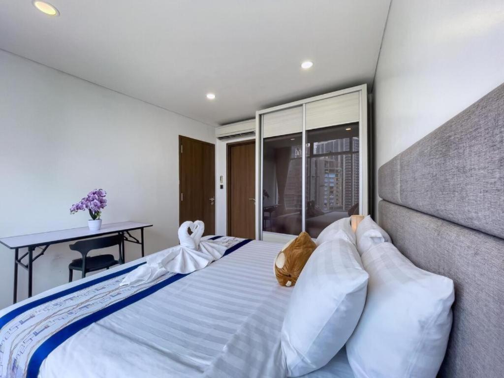 Vortex Suites Klcc By Moonlight Kuala Lumpur Exteriör bild