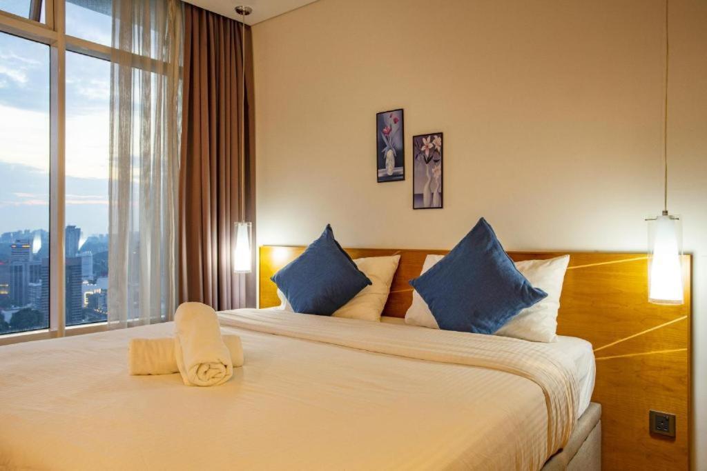 Vortex Suites Klcc By Moonlight Kuala Lumpur Exteriör bild